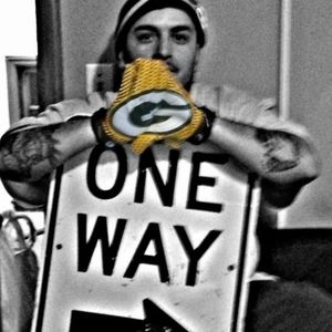 Meet your Posher, Ayceon